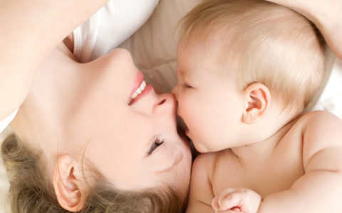 13 Ways You Know Your Baby Loves You