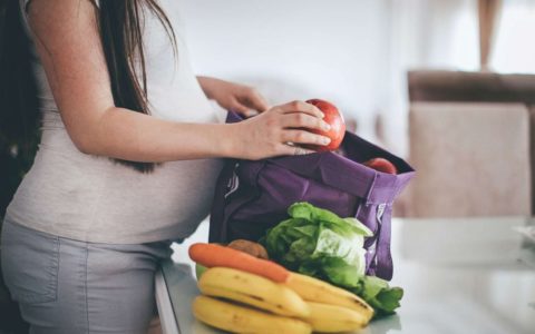 Foods to eat and skip to increase chances for pregnancy