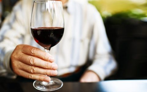 Moderate alcohol consumption may boost male fertility