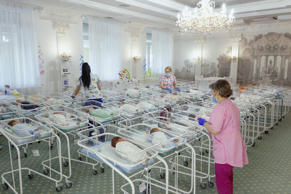 VIDEO: Over 500 surrogate babies abandoned in Ukraine after wealthy foreign parents barred from entering country over coronavirus