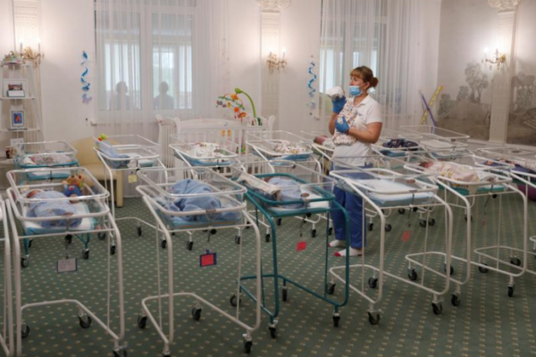 Bishops call for end to surrogacy as pandemic strands newborns in Ukraine