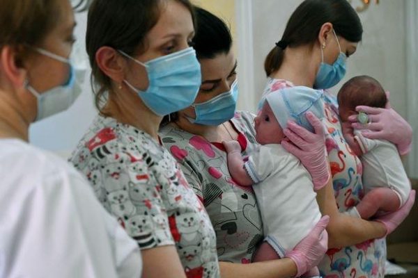 Irish families with surrogate babies start to leave Ukraine as crisis intensifies